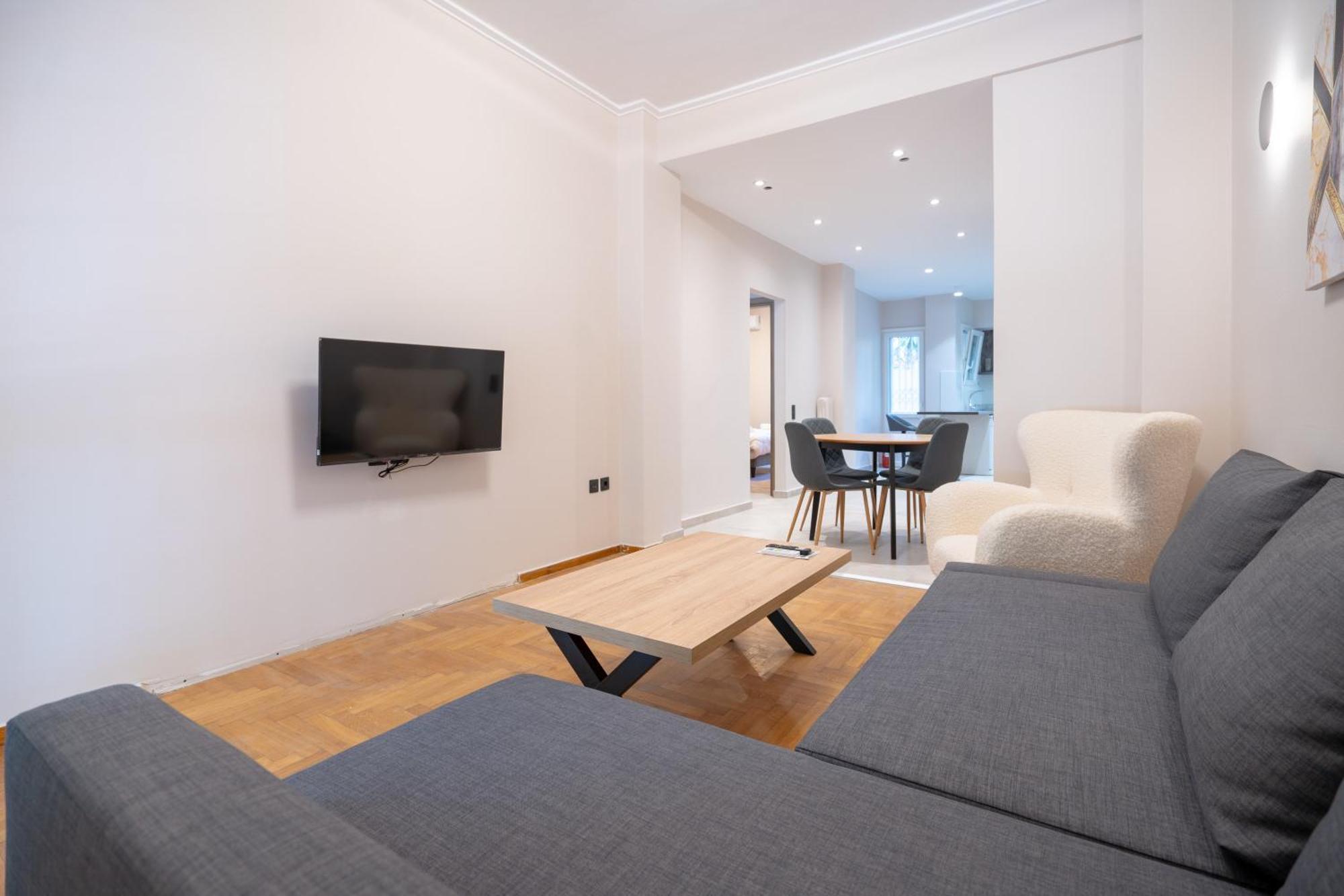 Megaro Mousikis Metro St. 2 Bdrms By Mps Appartement *
